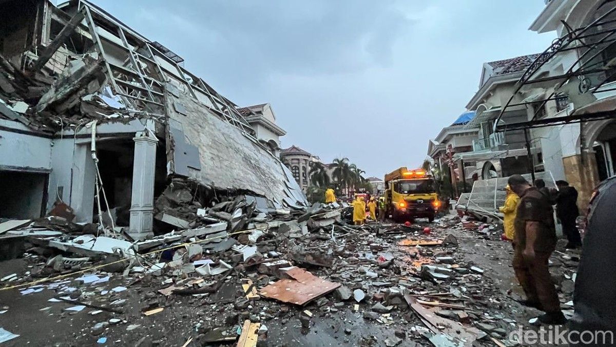 Polisi Selidiki Ledakan Pipa Gas di Perumahan Grand Polonia Medan