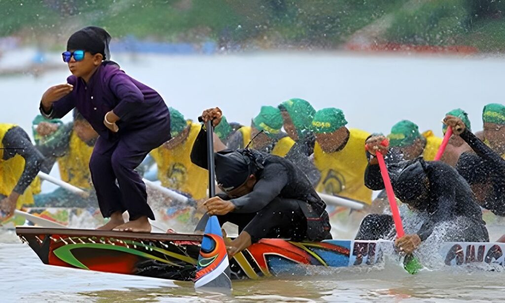 Pemkab Kuansing Terbitkan SE Festival Pacu Jalur dan Polisi Pasang Spanduk Buaya
