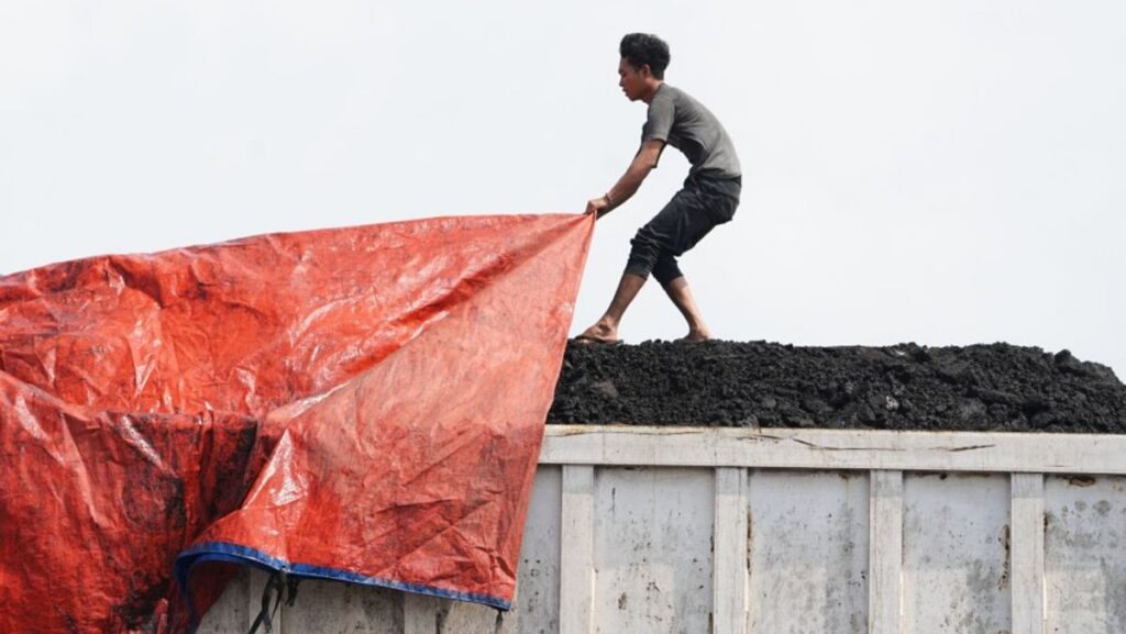 PLN Pasok 16,8 Juta Ton Batu Bara Tambahan Guna Amankan Listrik Jawa