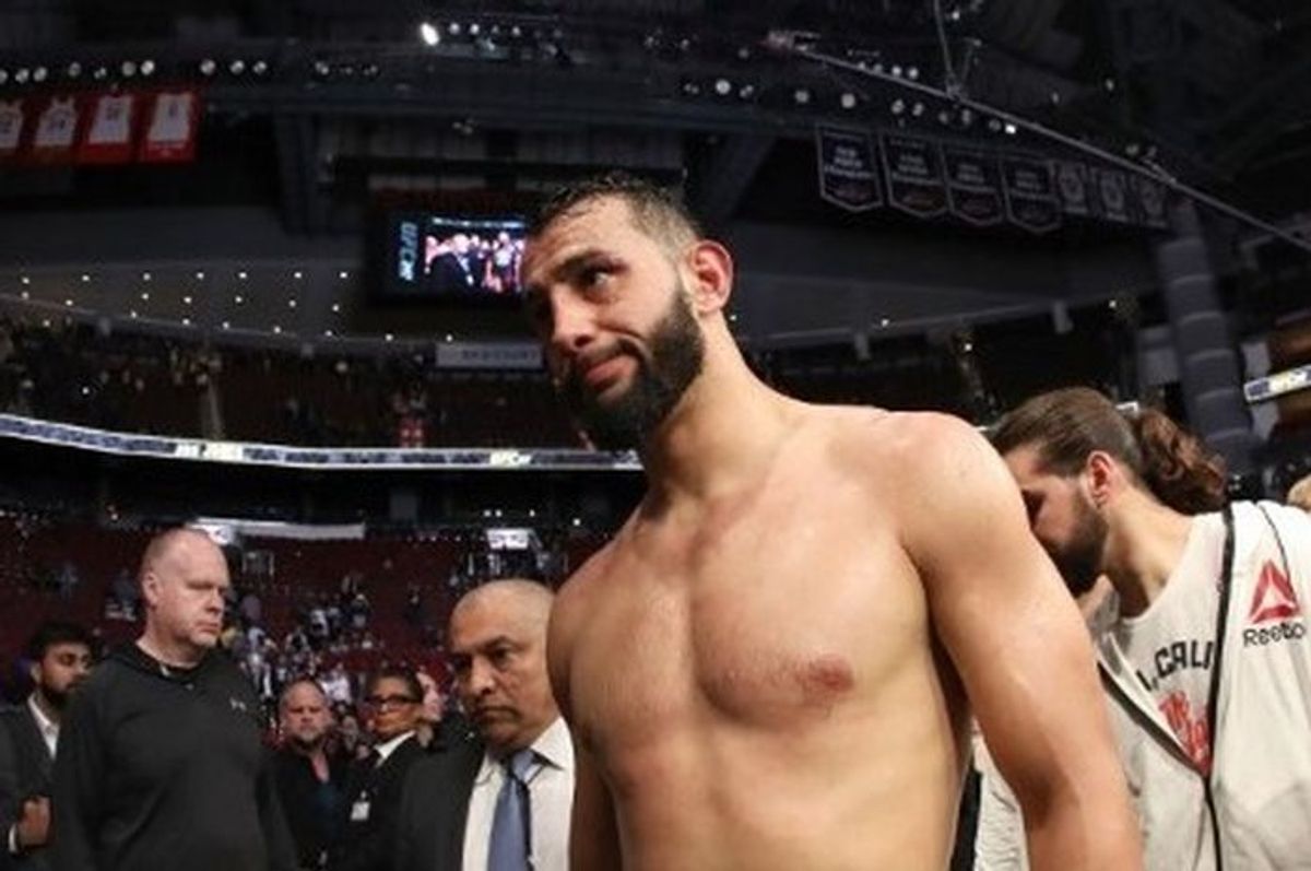 Magomed Ankalaev Menang TKO atas Bogdan Guskov di UFC Abu Dhabi