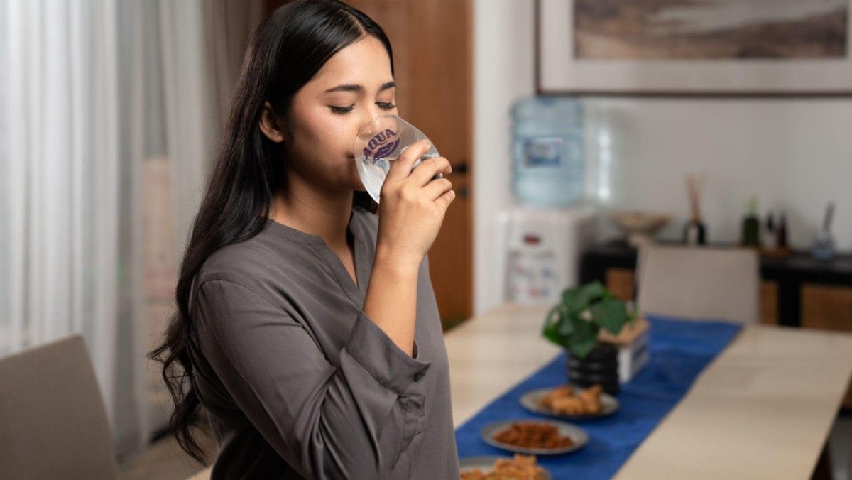 AQUA Ungkap Alasan Air Mineral Pegunungan Terasa Segar Tanpa Didinginkan
