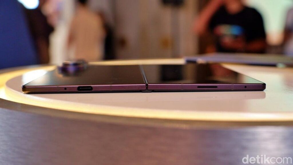 Samsung Meluncurkan Galaxy Z Fold 8 Ultra Berbodi Tipis