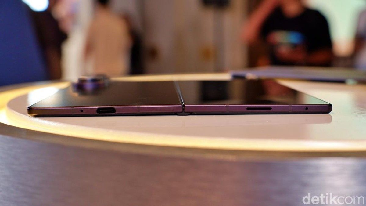 Samsung Meluncurkan Galaxy Z Fold 8 Ultra Berbodi Tipis