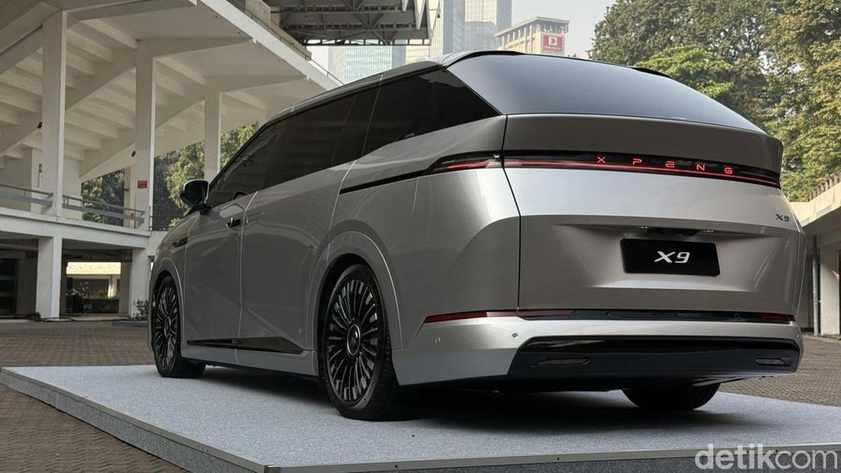 Erajaya Kaji Potensi Recall Mobil Listrik XPENG X9 di Indonesia