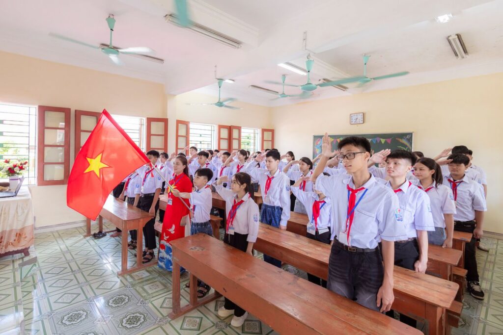 Kemendikdasmen Rilis Aturan Resmi Seragam Nasional Siswa SD hingga SMA