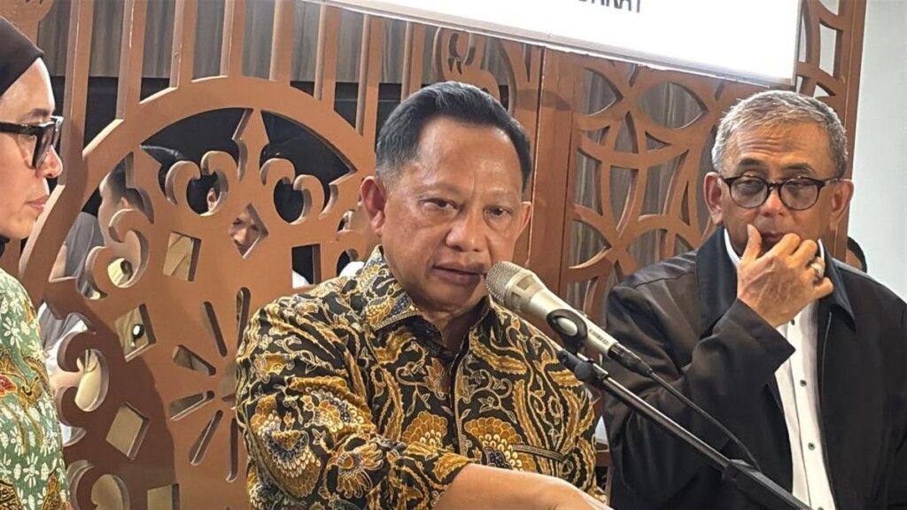 Mendagri Tito Karnavian Luruskan Isu Jembatan Enang Enang di Aceh