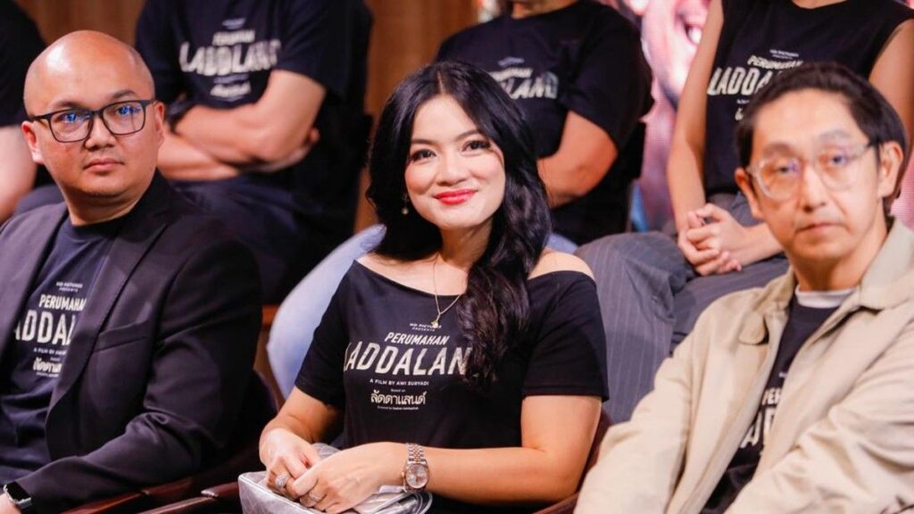 Titi Kamal Bintangi Film Horor Perumahan Laddaland