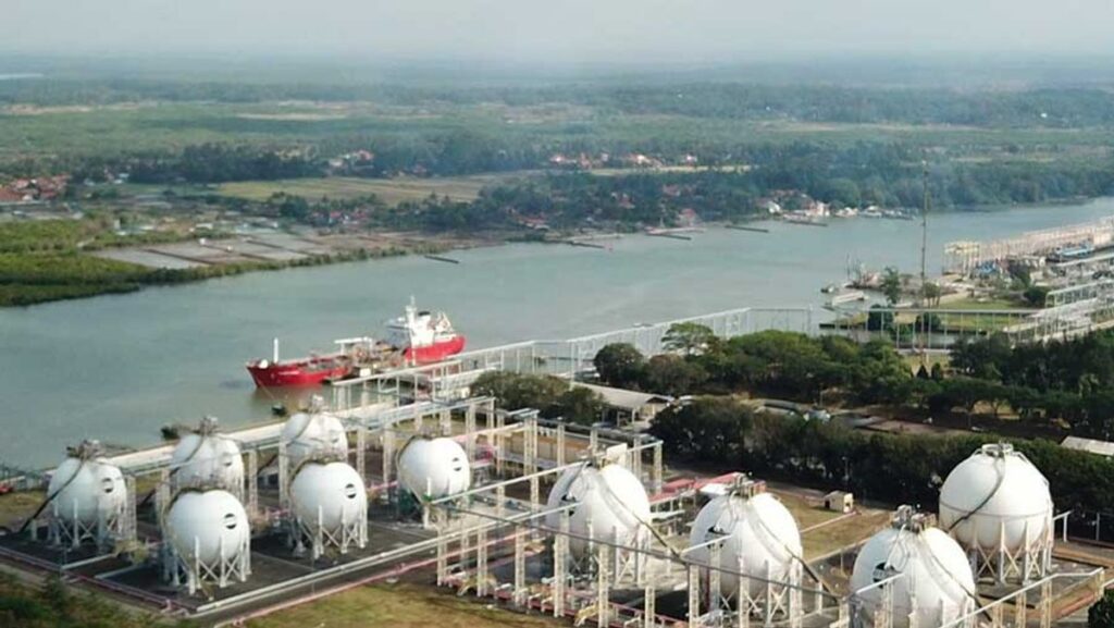 Pertamina Pastikan PGN Pasok LNG Industri Seharga US$13 Per MMBtu