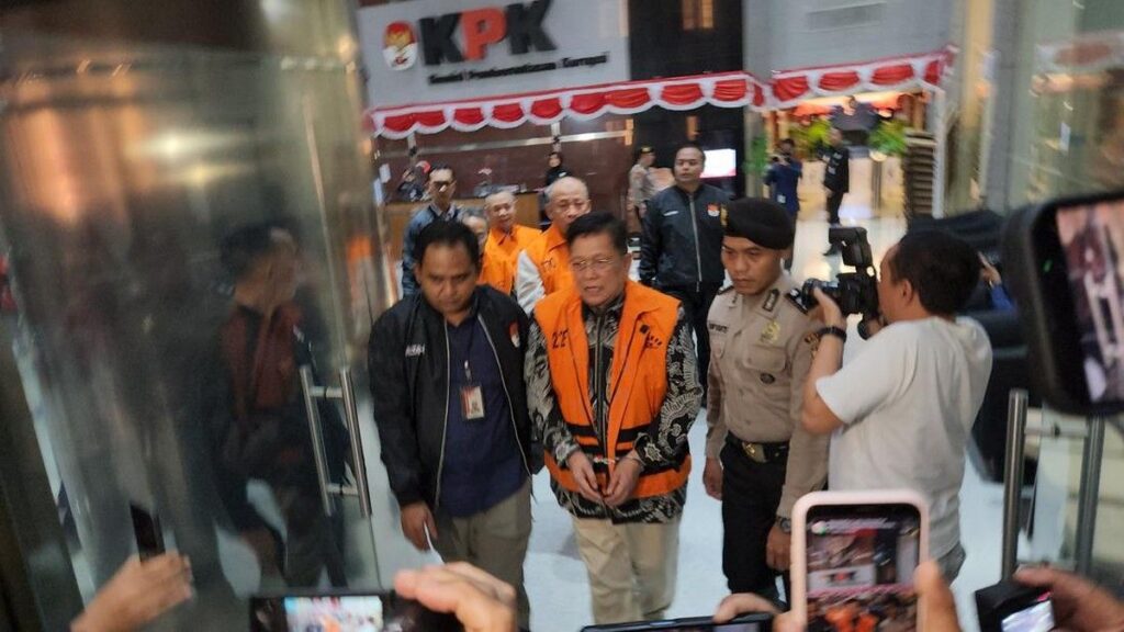 KPK Tahan 4 Tersangka Kasus Korupsi Asuransi Jasindo dan Pelni