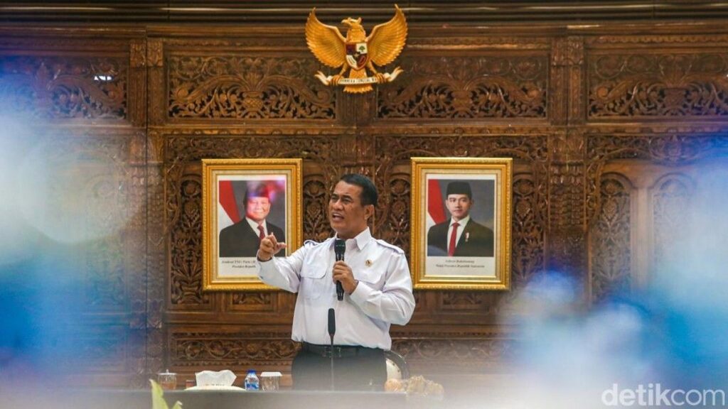 Mentan Amran Sulaiman Pastikan Cadangan Beras Aman Menerjang El Nino