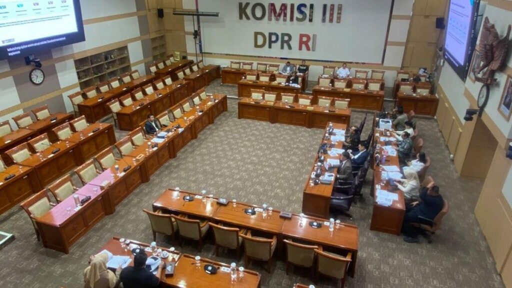 Komisi III DPR Bahas Urgensi RUU Perampasan Aset
