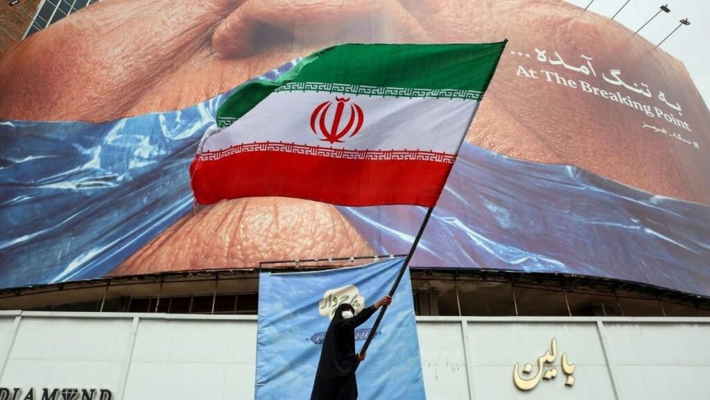 Bahrain dan Kuwait Gempur Iran dengan Jet Tempur