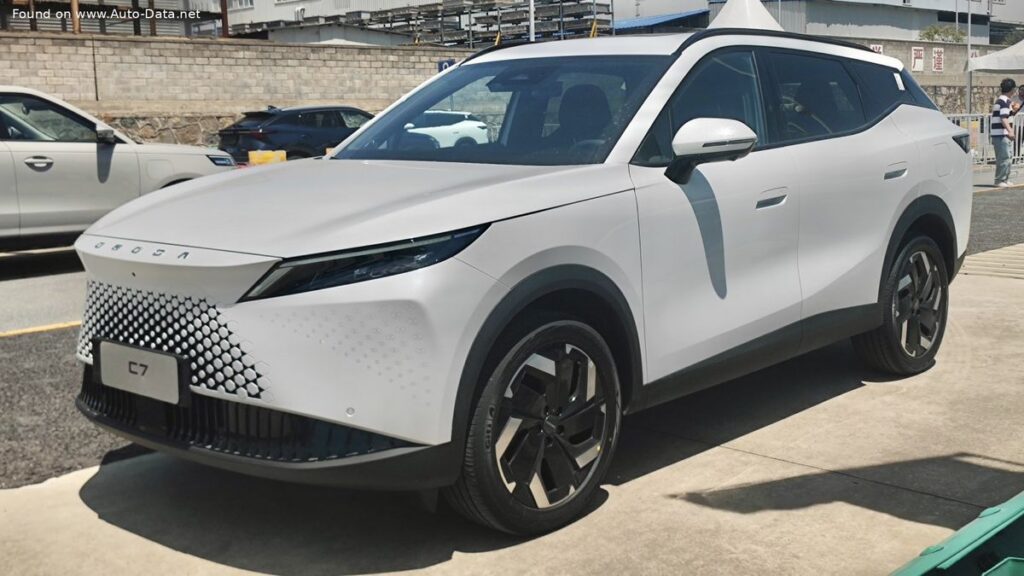 Omoda C7 Meluncur Perdana di Malaysia dengan Varian Bensin dan PHEV