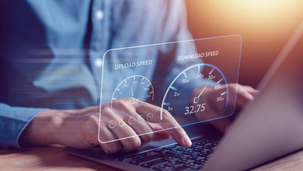 Lelang Pita Frekuensi 700 MHz dan 2,6 GHz Jadi Momentum Tingkatkan Internet Seluler
