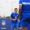 Luka Menalo Gabung Persib Bandung dan Amankan Nomor Punggung Sembilan