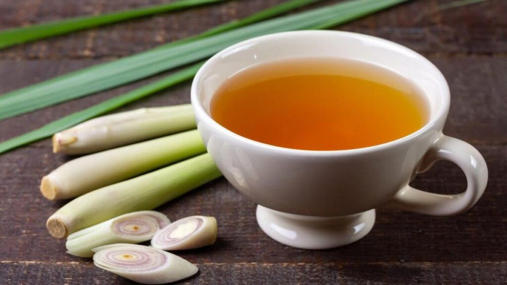 7 Manfaat Minum Teh Sereh secara Rutin untuk Kesehatan