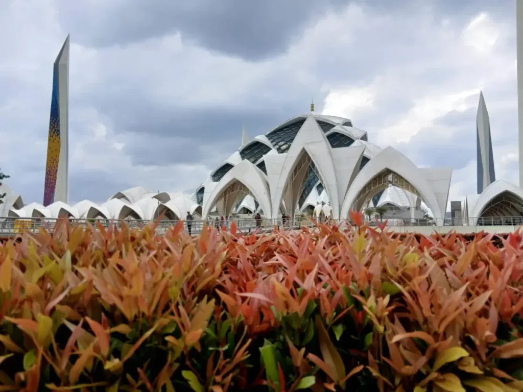 Pencarian Jadwal Sholat di Indonesia Melonjak Tajam per Juli 2026