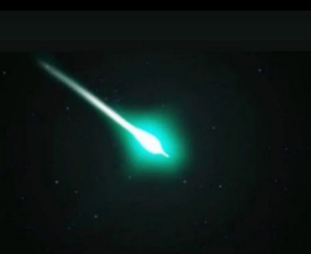 Atmosfer Bumi Bakar Meteor Berkecepatan Tinggi di Atas Pulau Jawa