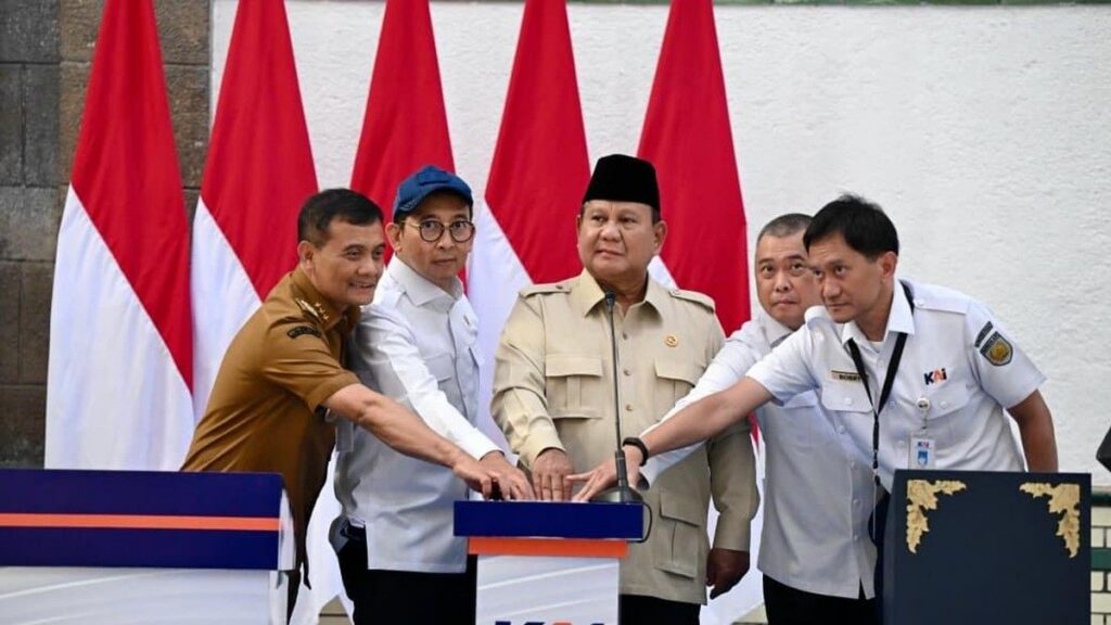 Prabowo Subianto Resmikan Revitalisasi Stasiun Semarang Tawang