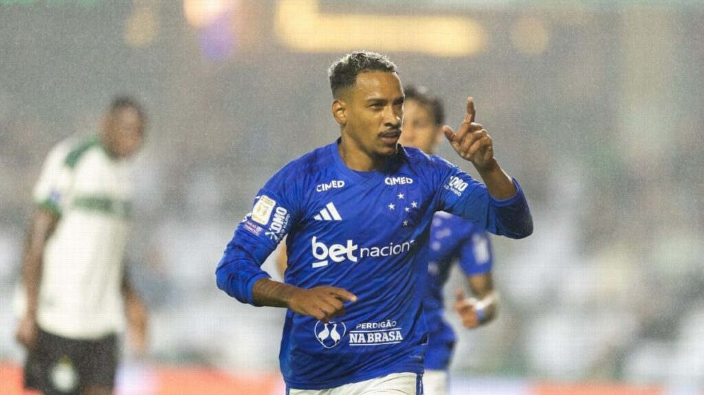 Cruzeiro Menang 1-0 Atas Coritiba di Couto Pereira