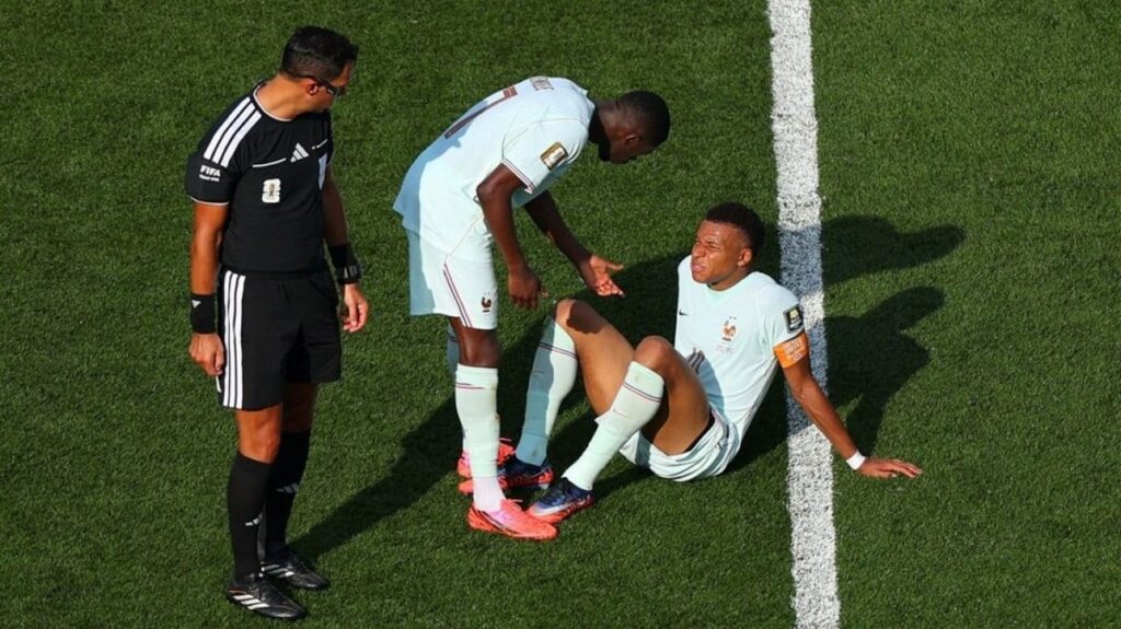 Didier Deschamps Pastikan Cedera Engkel Kylian Mbappe Tidak Parah