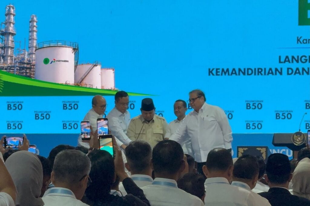 Prabowo Resmikan Biodiesel B50 di Karawang untuk Kemandirian Energi