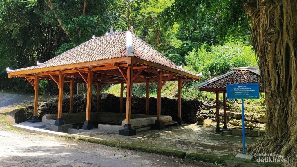 Warga Salakan Bantul Gelar Pasar Alam di Cagar Budaya Sendang Banyu Temumpang