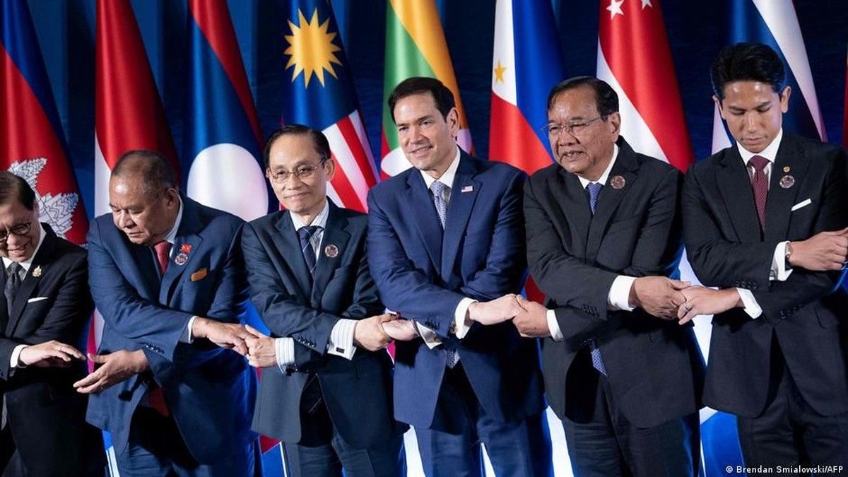 Marco Rubio Peringatkan Risiko Iran di Selat Hormuz