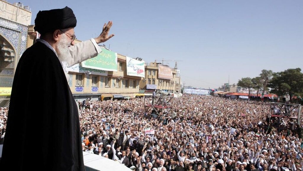 Koran Iran Rilis Daftar Target Pembalasan Pembunuhan Ali Khamenei