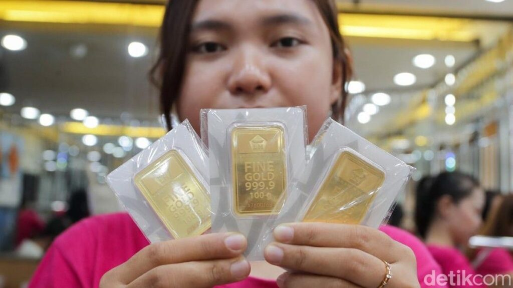 Harga Emas Antam Naik Rp 15.000 Jadi Rp 2.616.000 Per Gram pada 30 Juli 2026