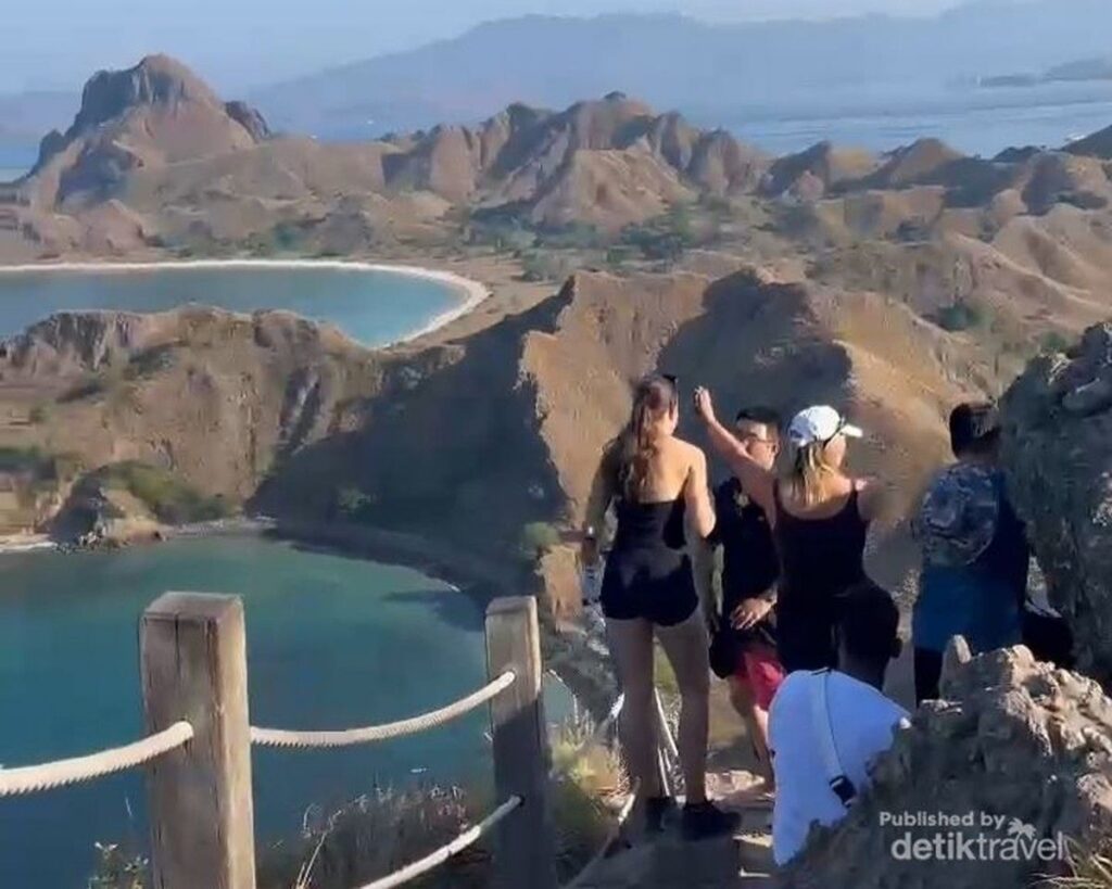 Turis China Buang Sampah Sembarangan di Pulau Padar Viral, Pemandu Wisata Bagikan Etika Mendaki