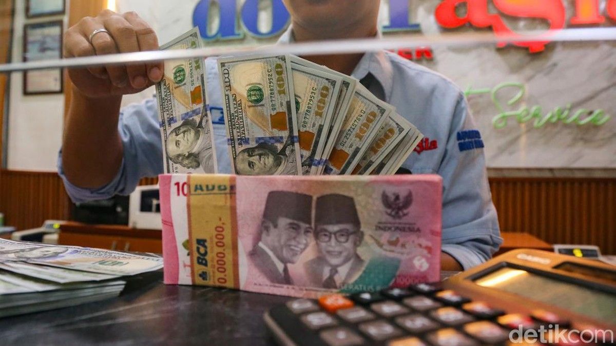 Dolar AS Menguat ke Rp 17.975 per 1 Juli 2026