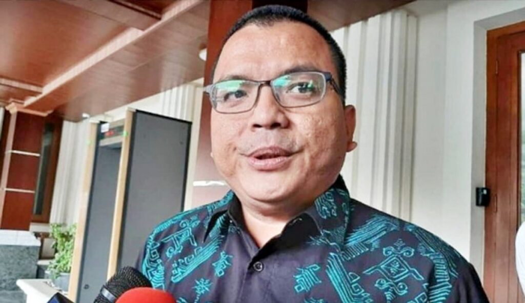 Denny Indrayana Sarankan Pecat Gibran Sebelum Oktober 2026