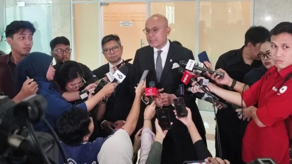 Kemenlu Pastikan WNI di Iran Aman Setelah Serangan Militer AS
