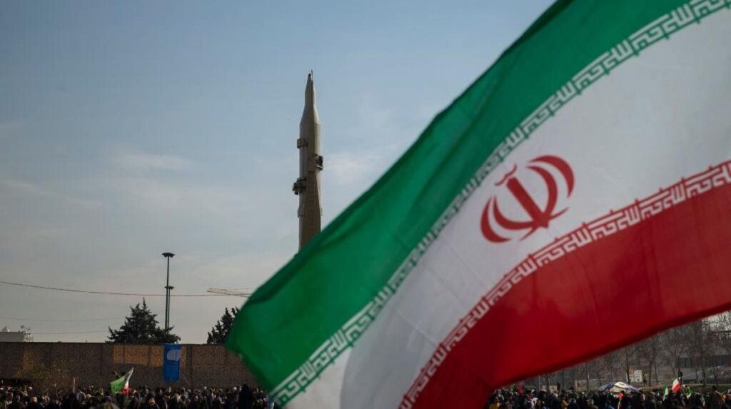 Militer Iran melancarkan serangan drone ke fasilitas AS di Kuwait