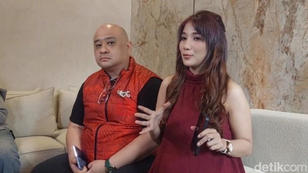 Fangfang Tuntut Keadilan Setelah Mengaku Ditelantarkan Vicky Prasetyo