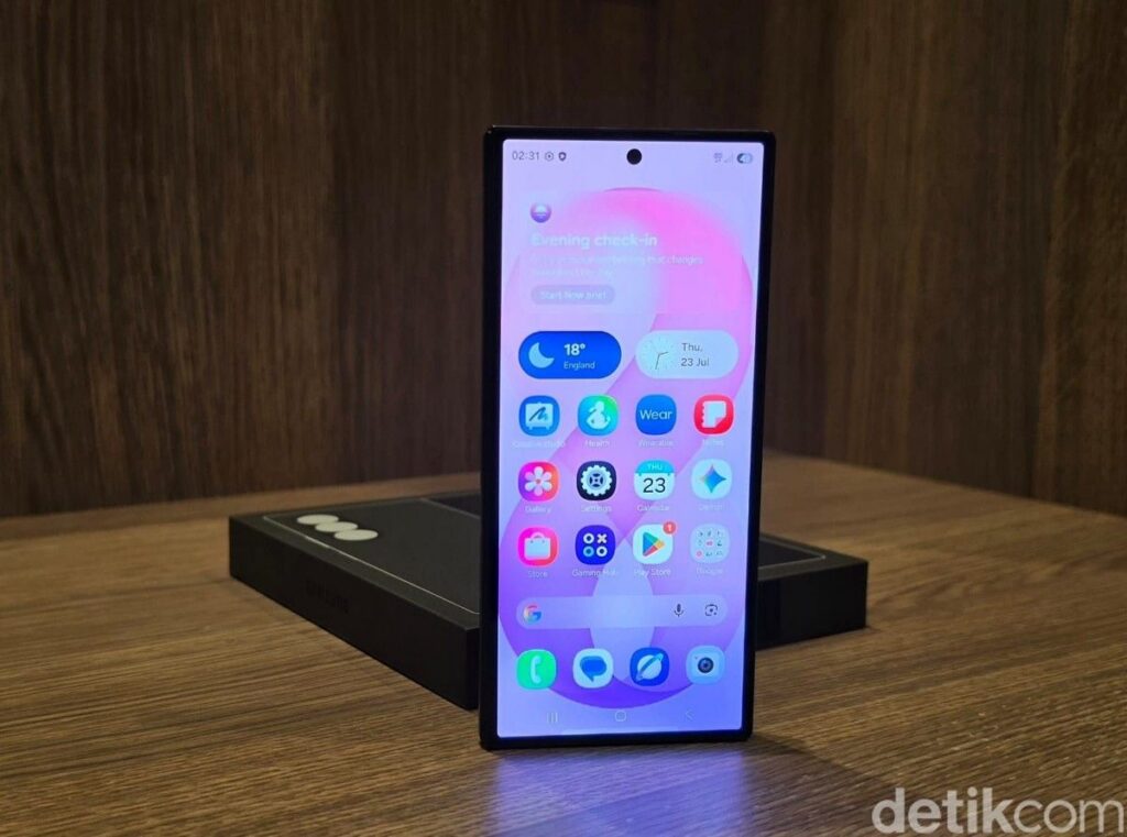 Review Samsung Galaxy Z Fold8 Ultra: Desain Makin Tipis dan Baterai Besar