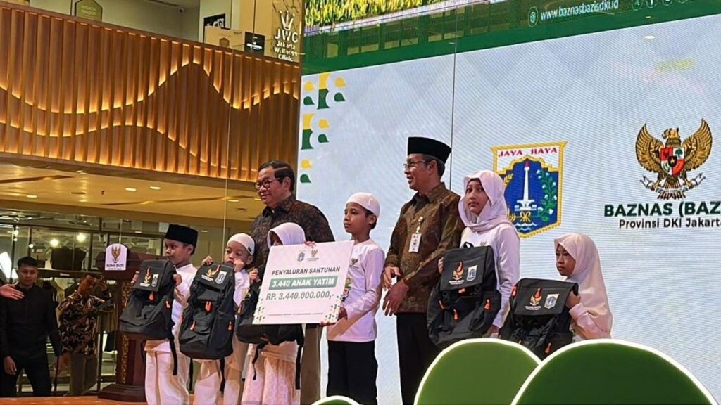 Pramono Anung Salurkan Santunan Muharam Bagi 3.440 Anak Yatim
