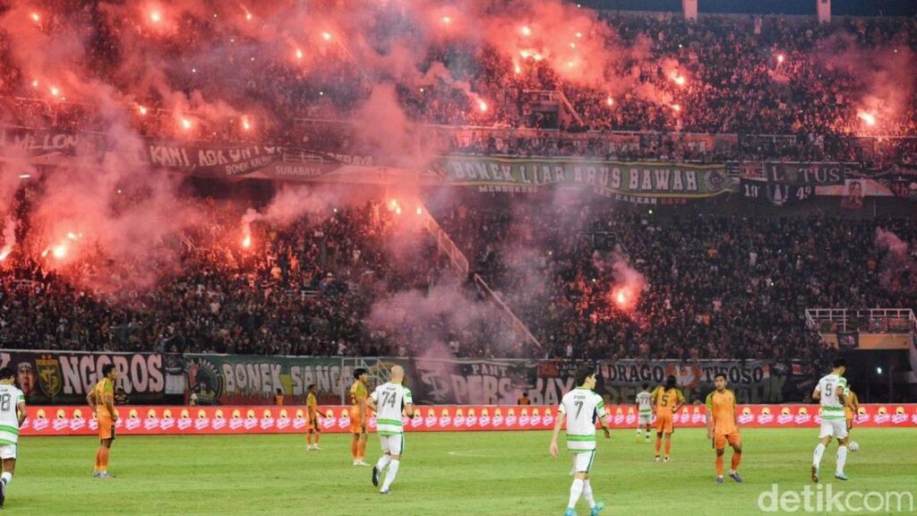 Persebaya Surabaya Menjamu PSIS Semarang dalam Laga Anniversary Ke-99