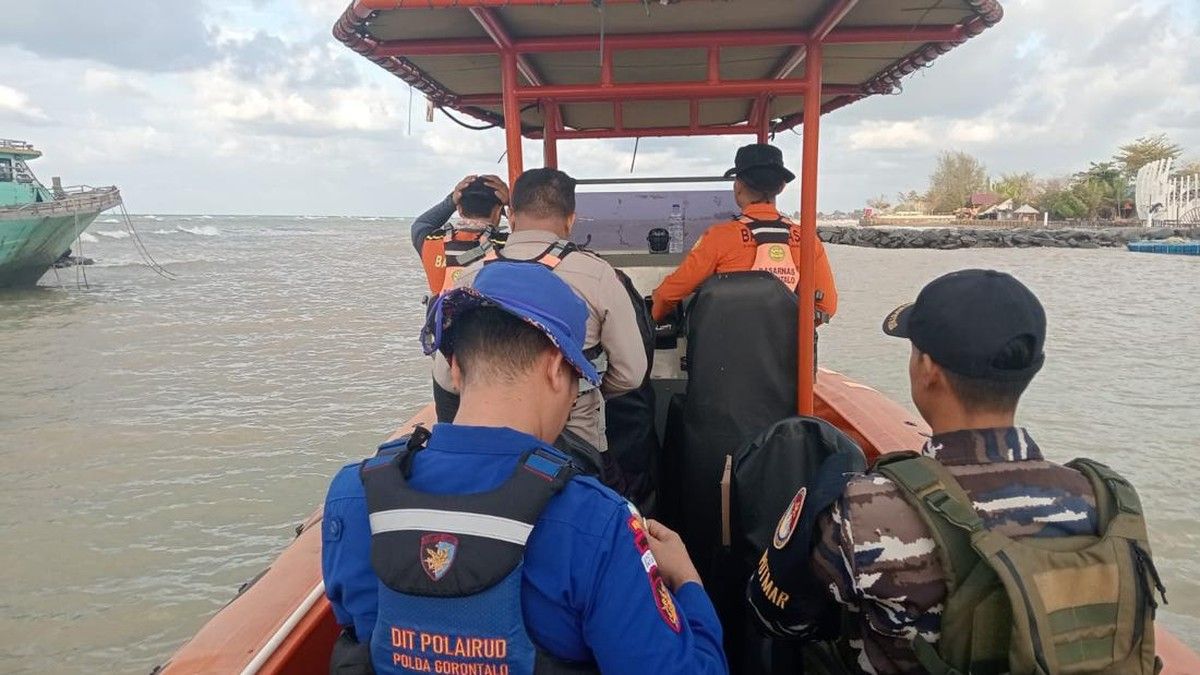 Speedboat Tenggelam di Teluk Tomini 12 Penumpang Selamat Satu Hilang