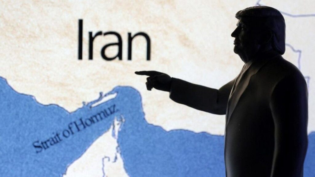 Harga Minyak Dunia Melonjak Usai Trump Ancam Serang Iran