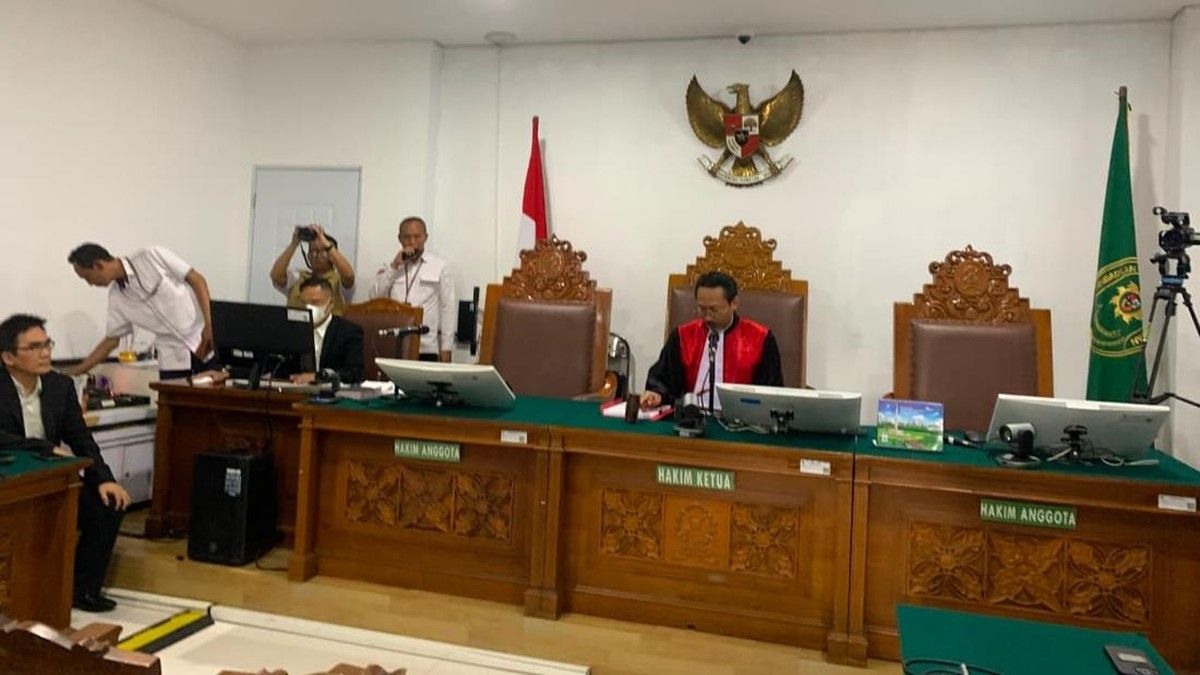 PN Jaksel Tolak Permohonan Praperadilan Roy Suryo