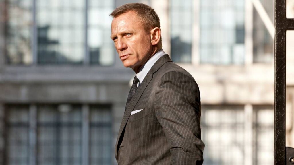 Bioskop Trans TV Menayangkan Film Casino Royale Malam Ini