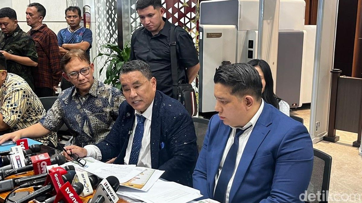 Hotman Paris Minta Maaf Usai Menuai Kecaman dalam Kasus Mantan Jampidsus