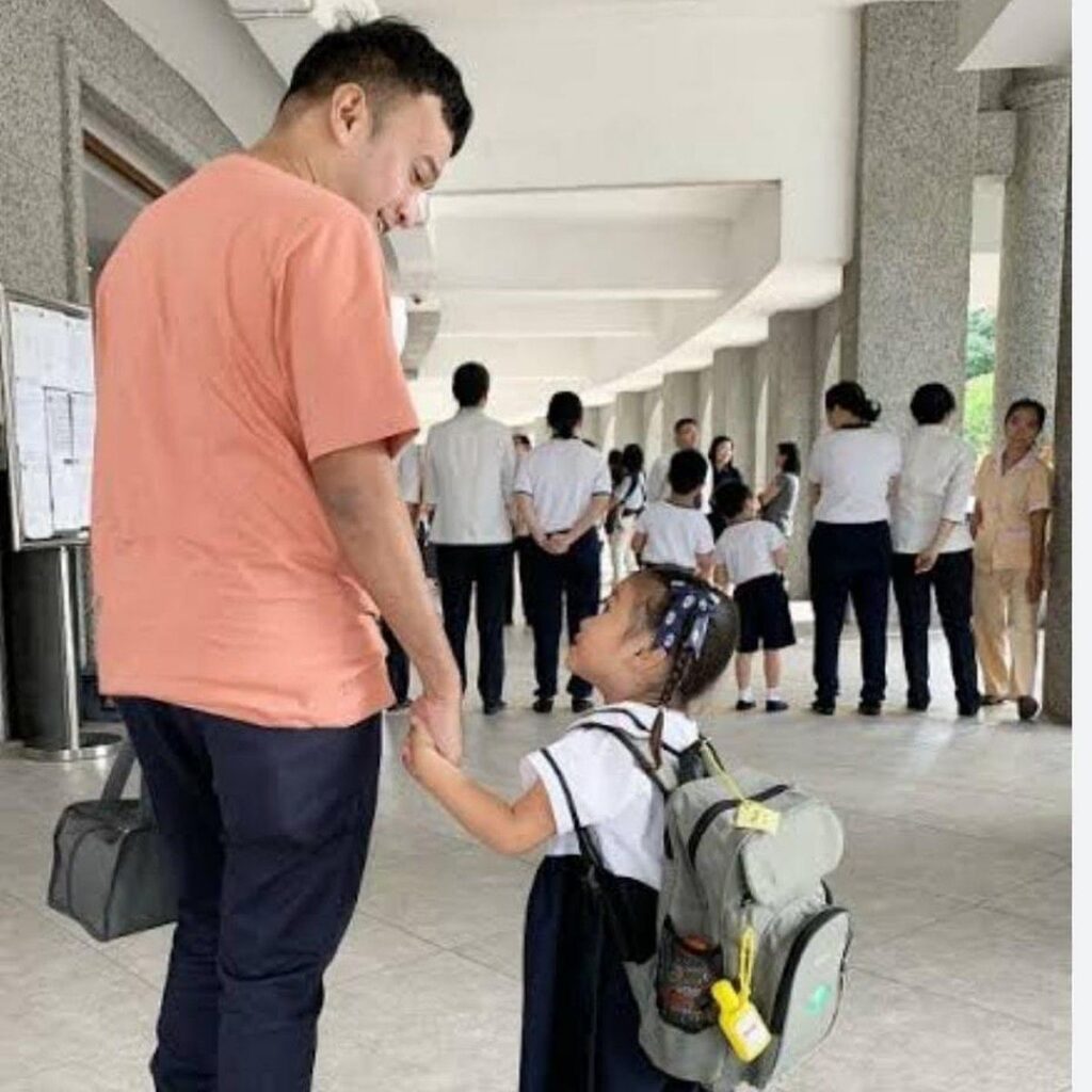 Pemkot Depok Wajibkan Gerakan Ayah Mengantar Anak Hari Pertama Sekolah
