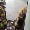 Gulkarmat Padamkan Kebakaran Rumah Ibadah di Cengkareng