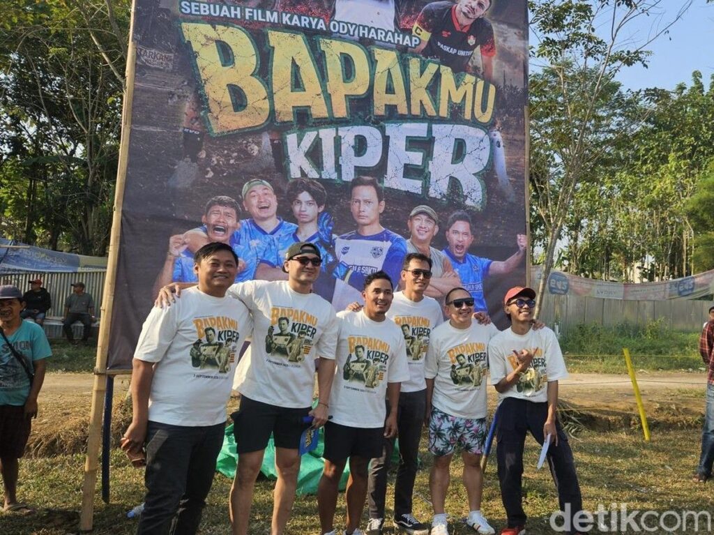 Fedi Nuril Alami Cedera Jempol Saat Syuting Film Bapakmu Kiper