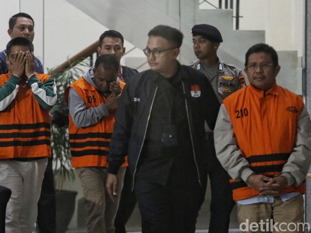 KPK Lacak Aliran Dana Kasus Korupsi Proyek Bupati Lombok Barat