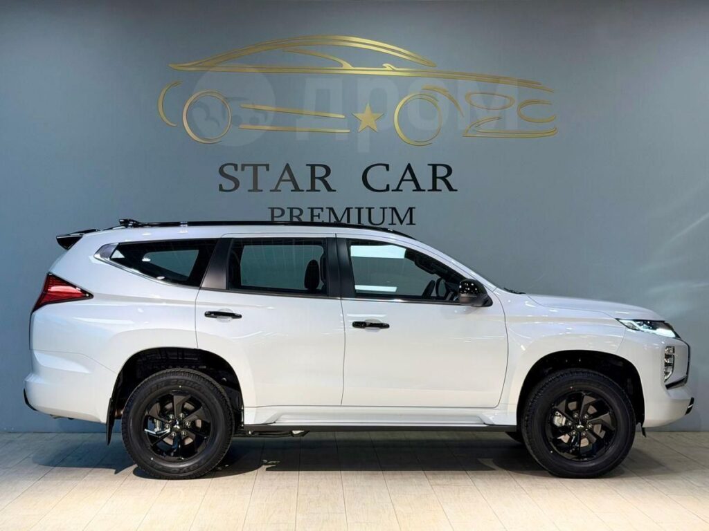 Mengenal Fitur dan Estimasi Harga Mitsubishi Pajero Sport Dakar Ultimate 2019 Bekas