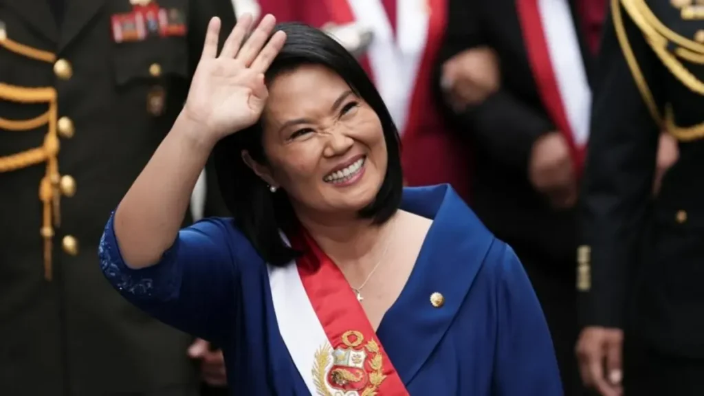 Keiko Fujimori Dilantik Sebagai Presiden Wanita Pertama Peru